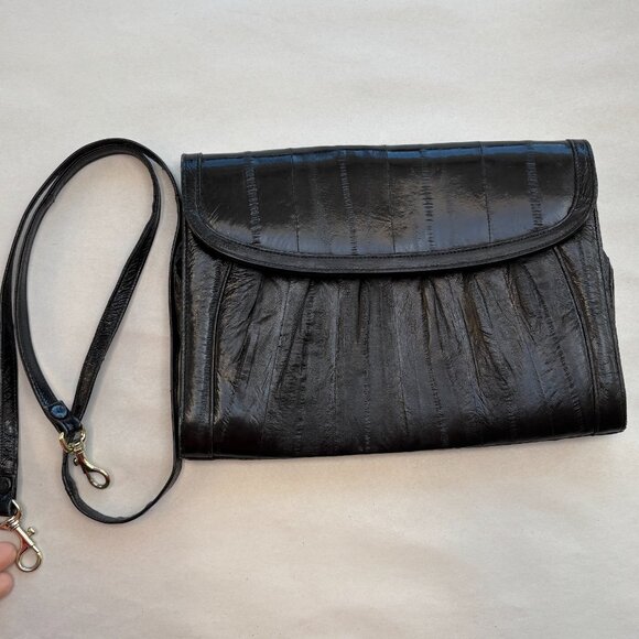 Vintage Black Eel Skin Clutch with Strap - Picture 4 of 8